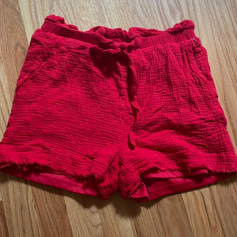 Red Vestique shorts